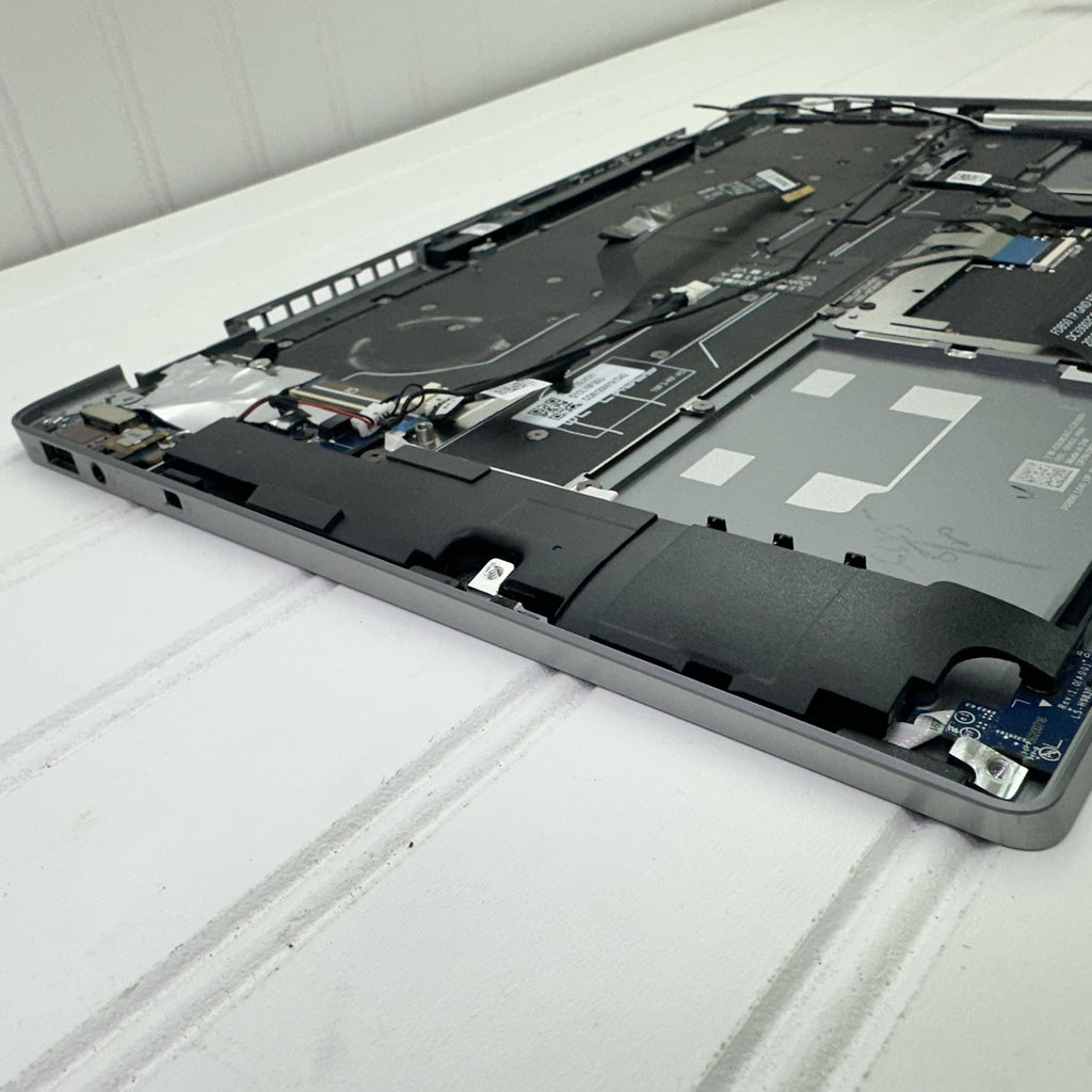 Dell Latitude 9510 15.6" Palmrest Keyboard Touchpad Speakers WiFi Antenna