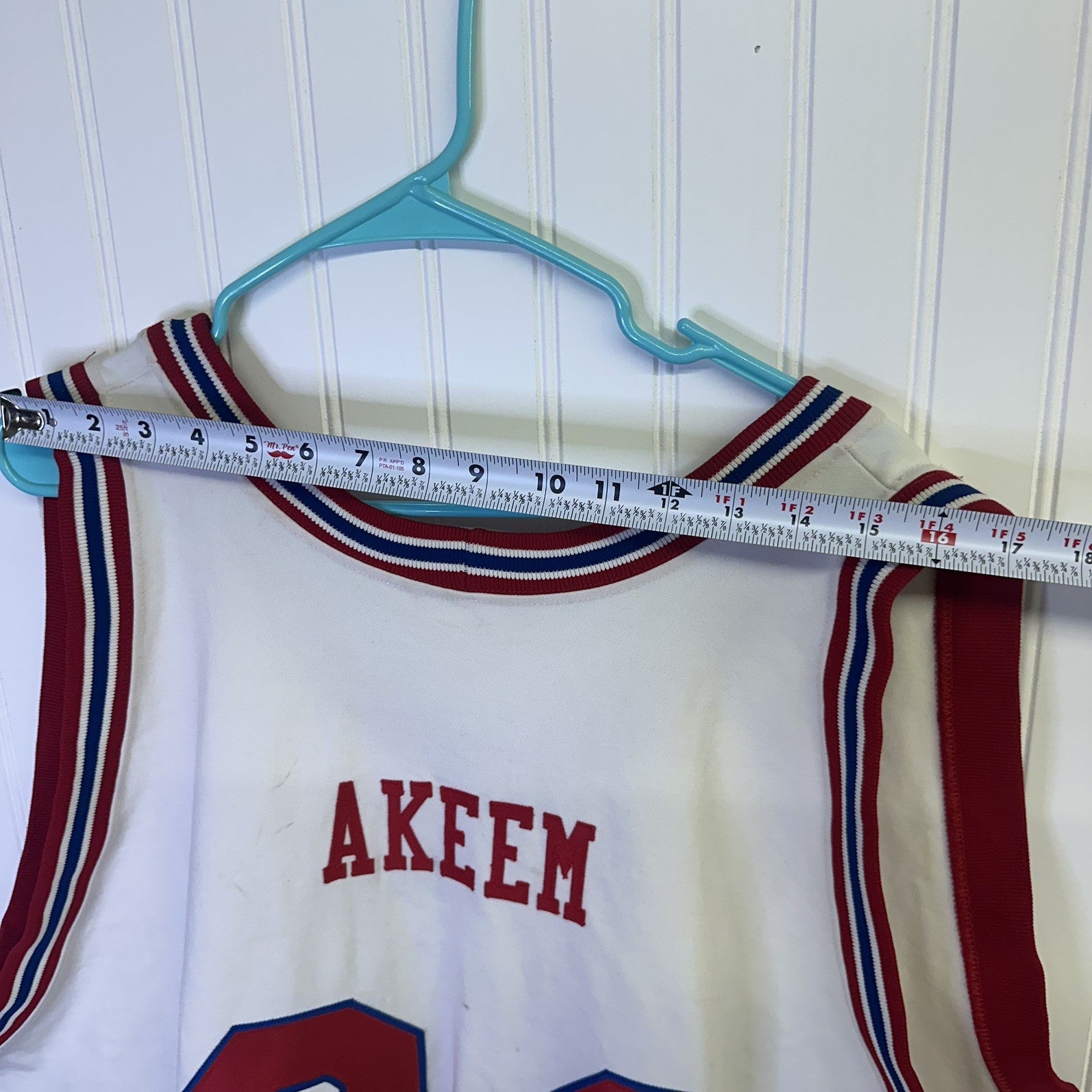 Vintage Sportsware 1983/84 Akeem Olajuwon #34 Houston Cougars Jersey Men’s 60