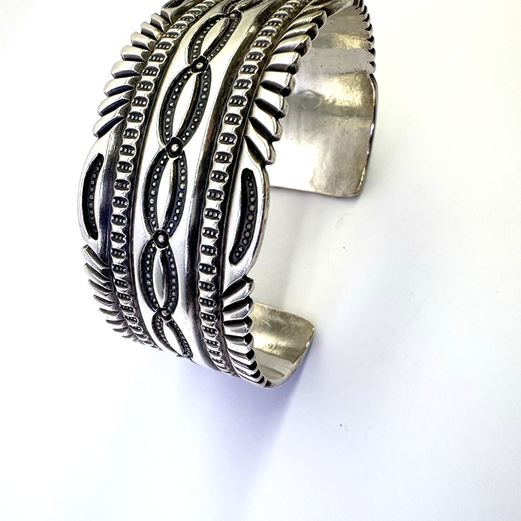 Vintage D. Cadman Sterling Silver Cuff Bracelet 67.76g Wide Navajo Style