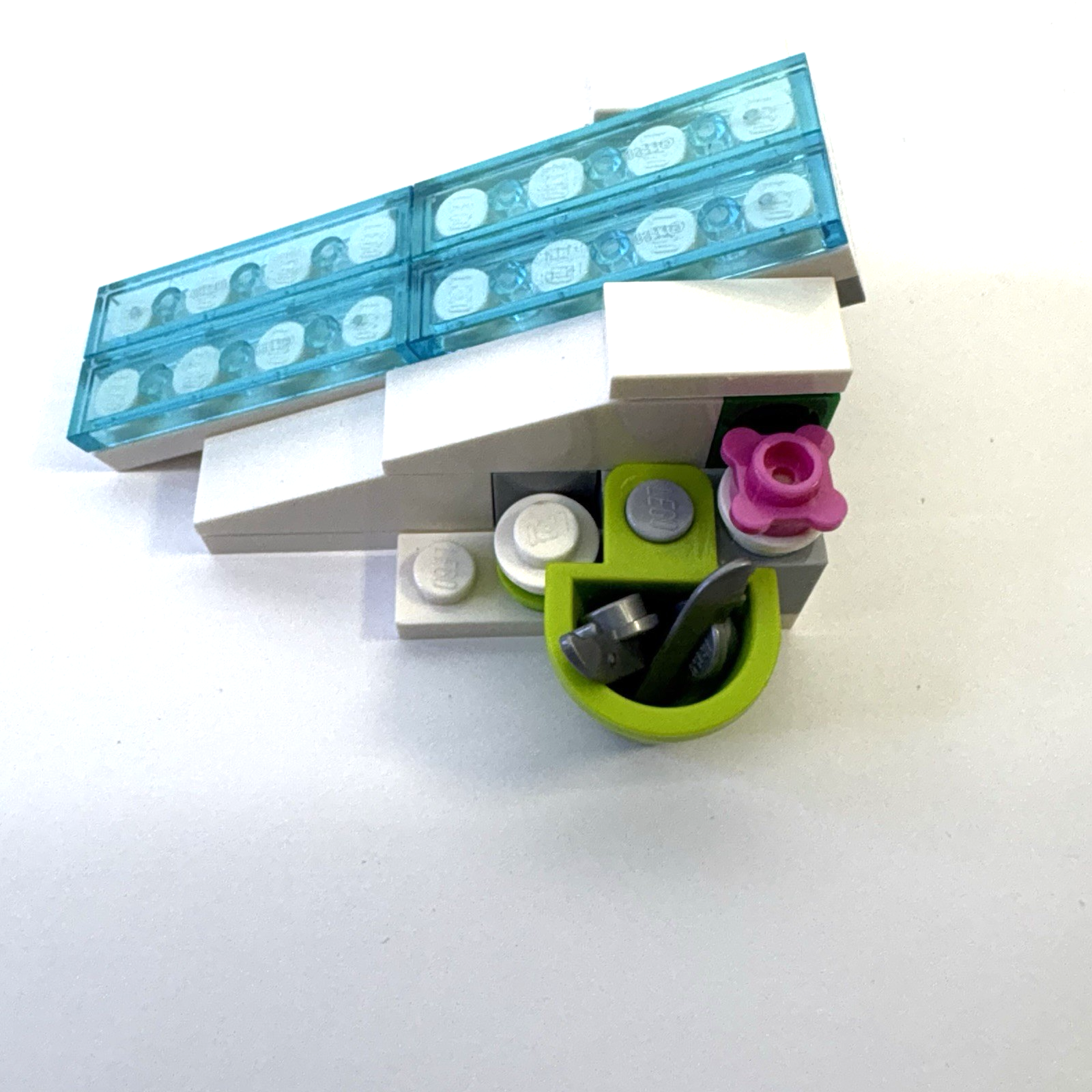 LEGO 41062 Disney Frozen 2 Ice Castle Stairs w/ Accessories Bruni Set Part