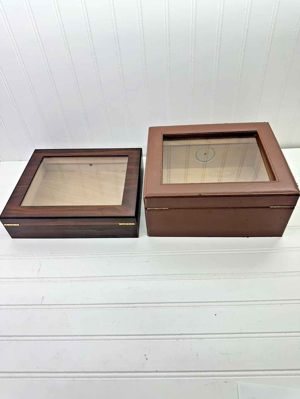 Lot of 2 Cigar Humidor Glass Top Box Hygrometer Cedar Wood Leather & Bald Eagle