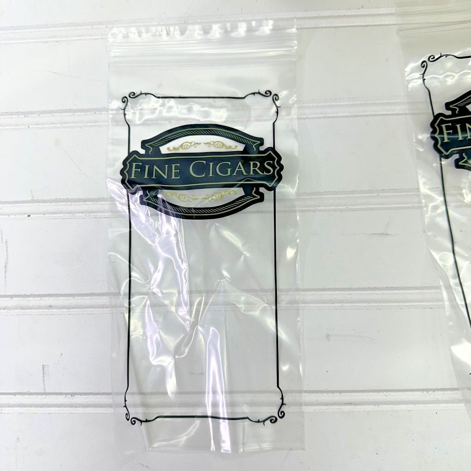 900 Clear Cigar Bags 4x8” Reclosable Zipper Fine Cigars Printed 2 Mil 