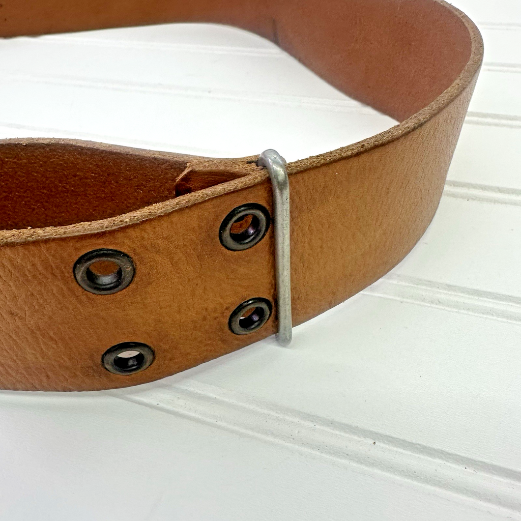 Rare Vintage Banana Republic Leather Hook Grommet Belt L Unisex - Made in Italy