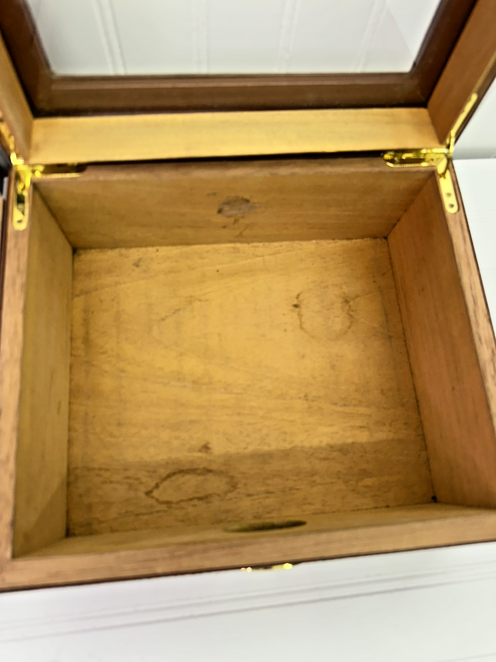 Lot of 2 Cigar Humidor Glass Top Box Hygrometer Cedar Wood Leather & Bald Eagle