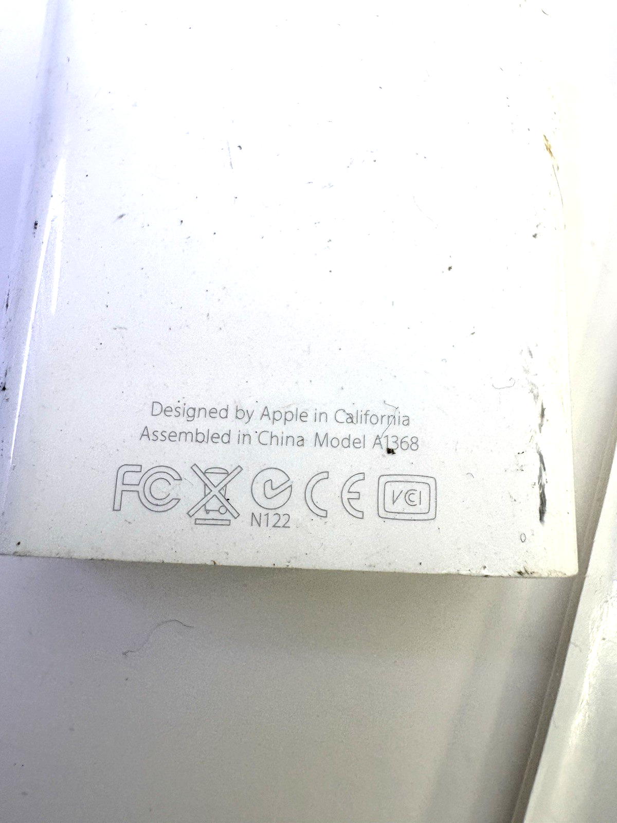 Original Apple iPad Camera Connection Kit A1358 VGA Adapter OEM