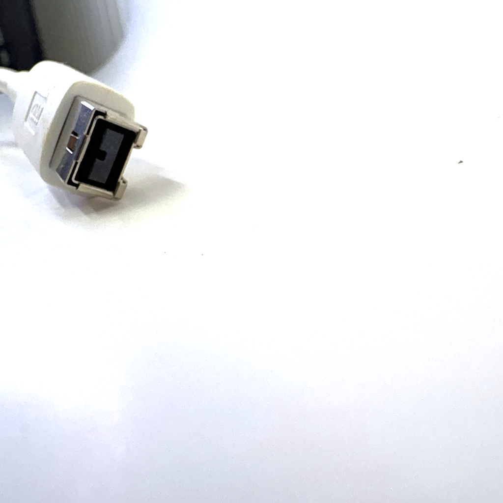 Western Digital FireWire 800 OEM Cable 4ft 4064-705065-030 Bilingual