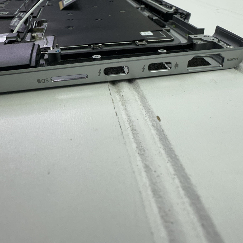 Dell Latitude 9510 15.6" Palmrest Keyboard Touchpad Speakers WiFi Antenna
