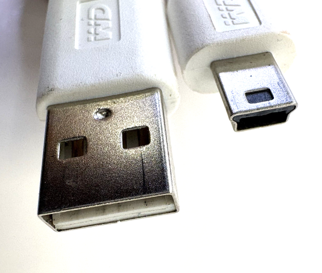 Authentic WD Mini USB 2.0 Cable 4ft White 4064-705050-012 AD OEM For WD Portable