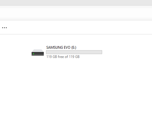 Lot of 2x 128GB Micro SD Cards Samsung EVO Select & SanDisk Ultra + USB Reade