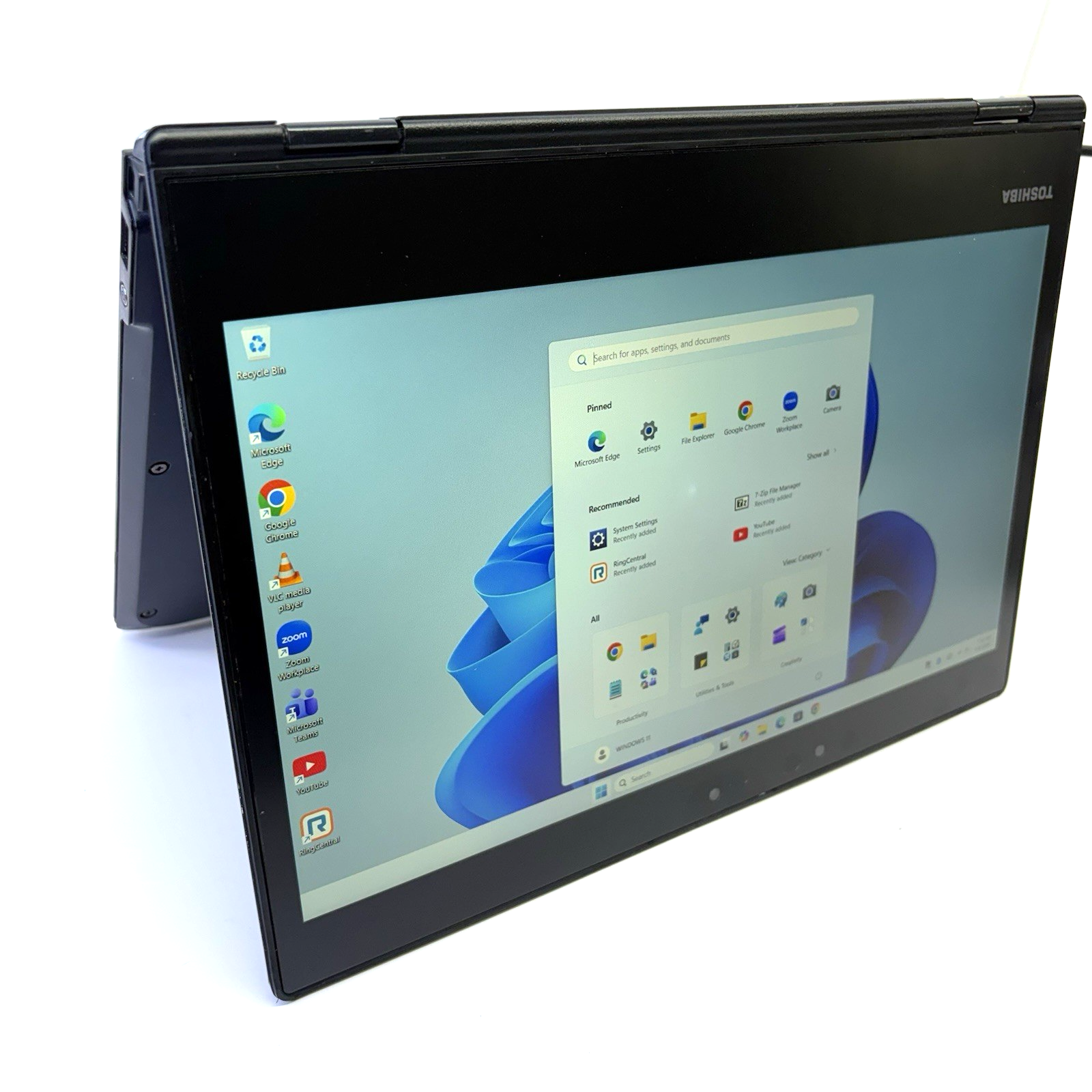 Toshiba Portege X20W-D i7-7500U 16GB 256GB M.2 SSD 12.5" Touch READ