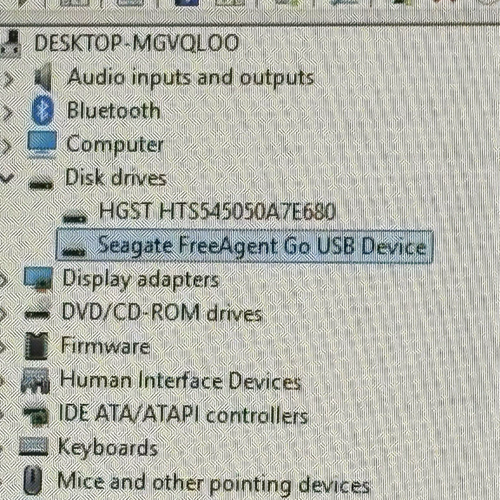 Portable Seagate FreeAgent Go 9NN2A4-500 160GB External Hard Drive 87Hr