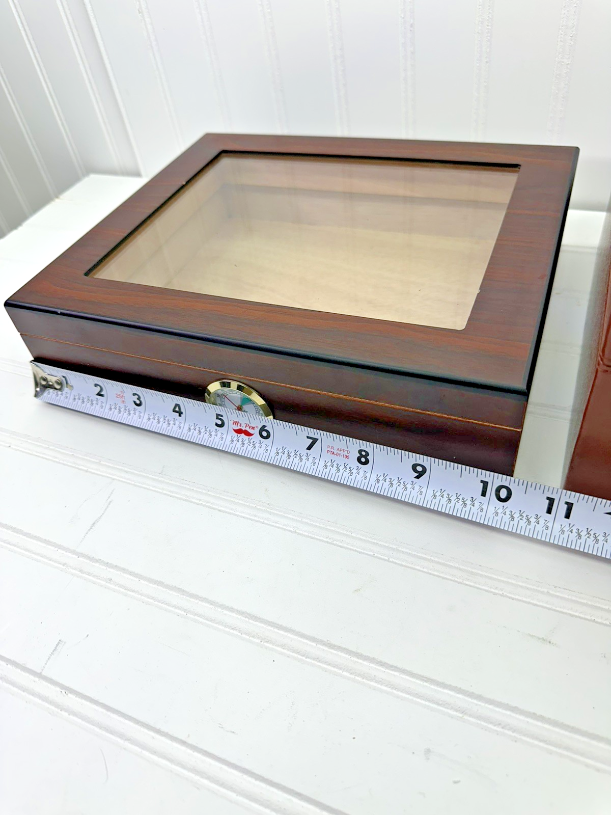 Lot of 2 Cigar Humidor Glass Top Box Hygrometer Cedar Wood Leather & Bald Eagle